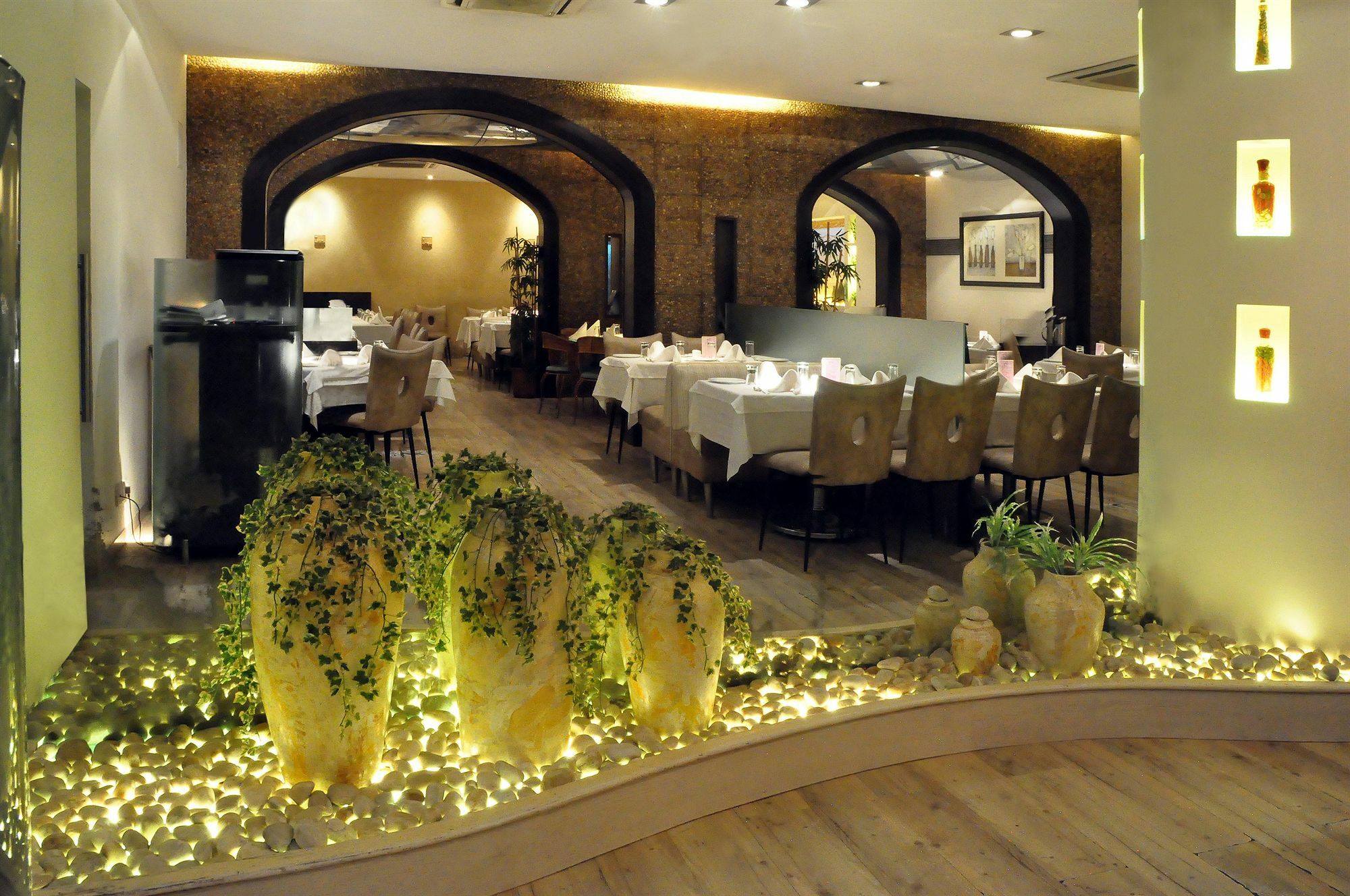 Abbott Hotel Navi Mumbai Exterior foto