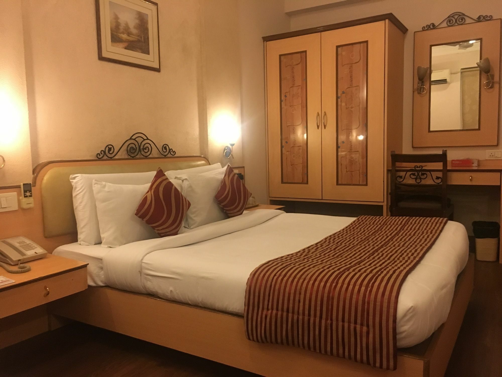 Abbott Hotel Navi Mumbai Exterior foto